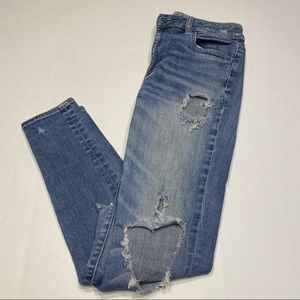American Eagle Outfitters Super Stretch Hi-Rise Jegging Distressed